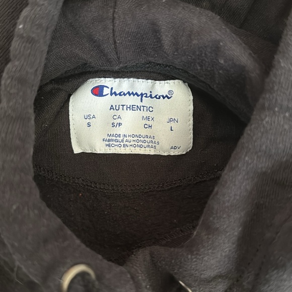 Black Champion hoodie - Picture 2 of 2